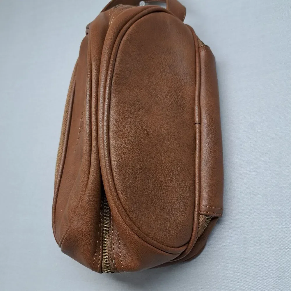 Vetelli Classic Leather Travel Toiletry Bag with 2 Compartments
